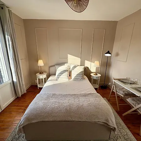 Style Avec Balcon Vue Gare Netflix Apartman Arras